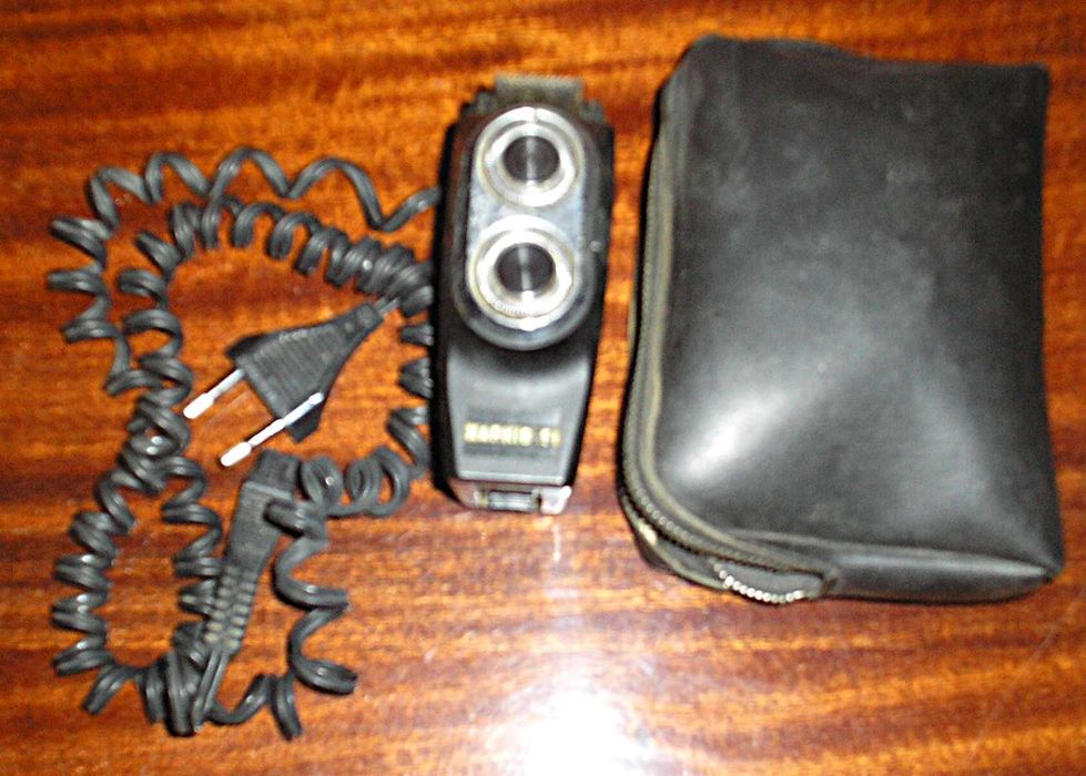 електробритва "Харків" у неробочому стані