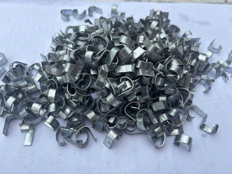 Скоби для з'єднання сітки оцинковані