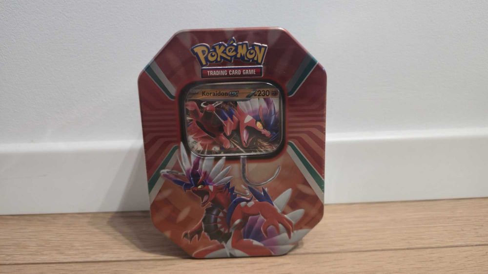 Pokémon TCG: Paldea Legends Tin - Koraidon