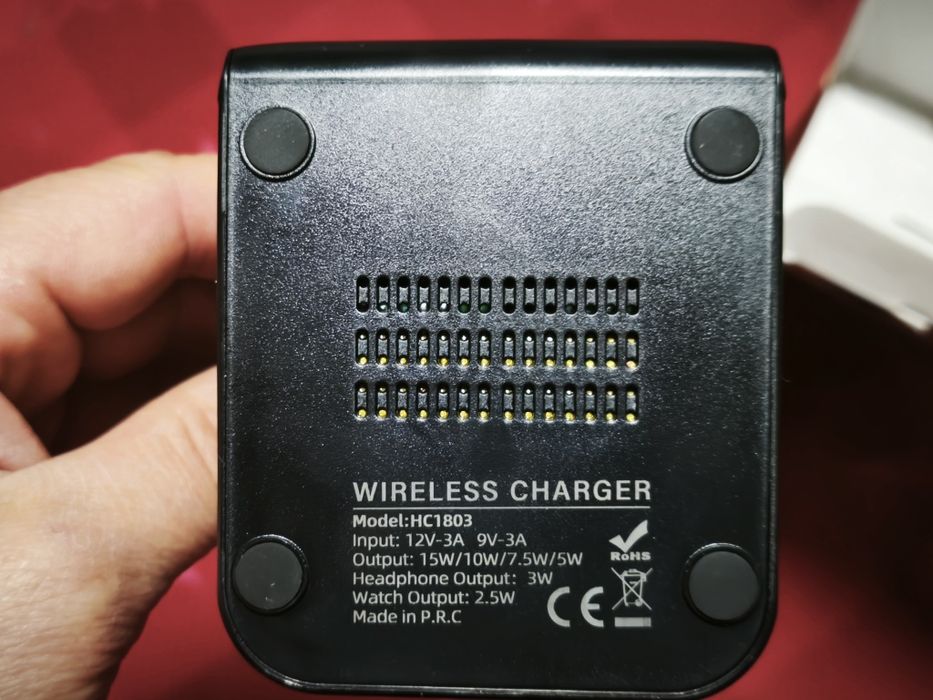 Carregador sem fios 3 em 1