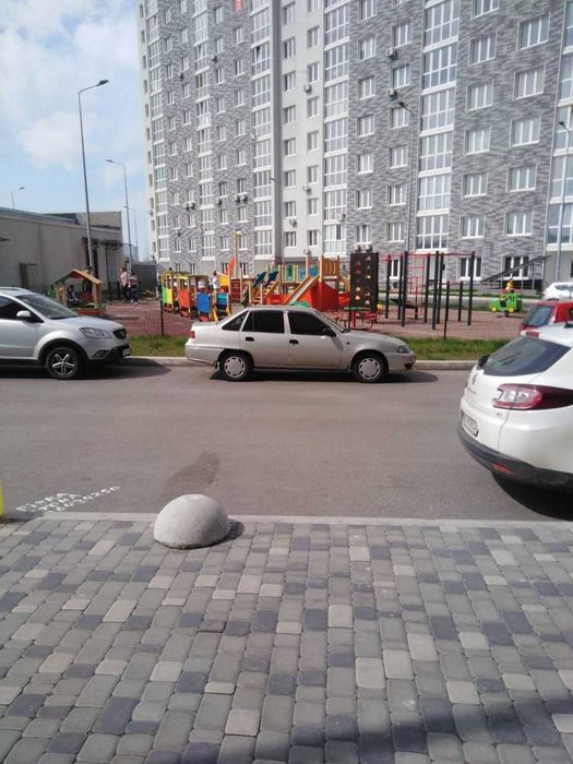 Продаж 1 кімнатної квартири вул.Ревуцького 54, ЖК Ревуцький