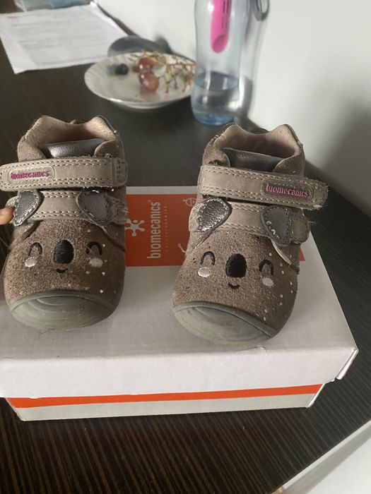 Sprzedam buty dziewczece