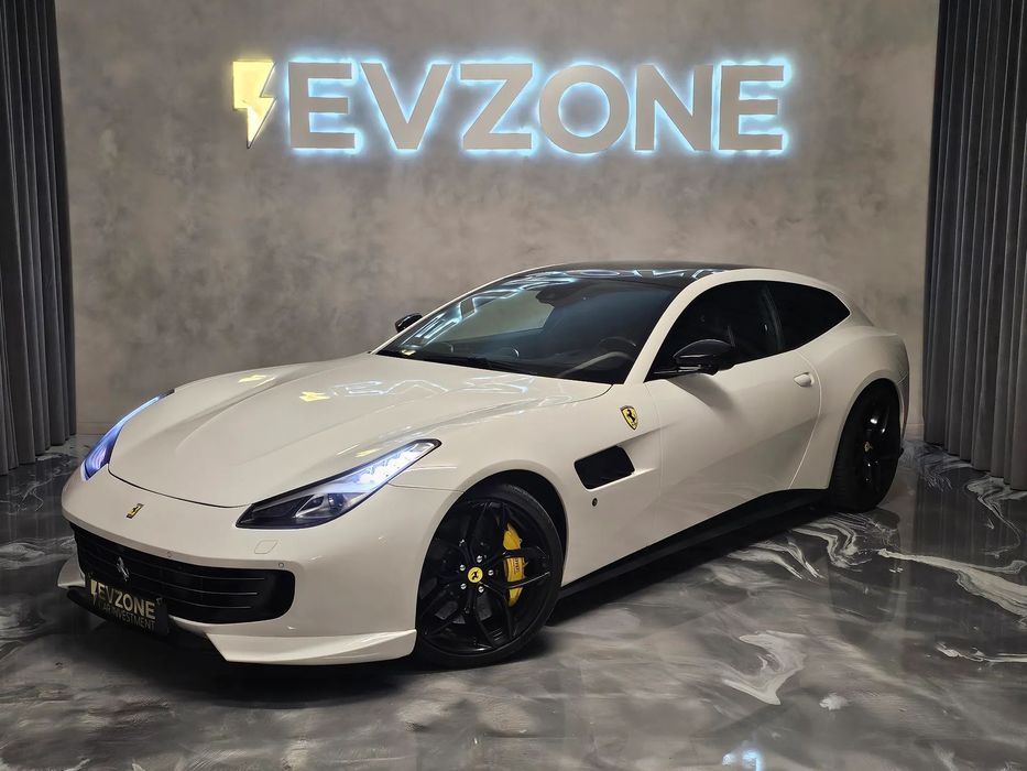 Ferrari GTC4 Lusso T