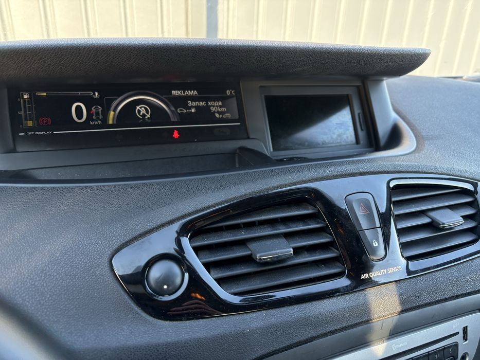 Renault scenic III 6300$