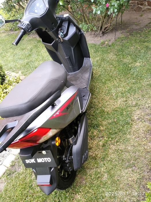 Електро скутер на 72v 2000 ват мотор