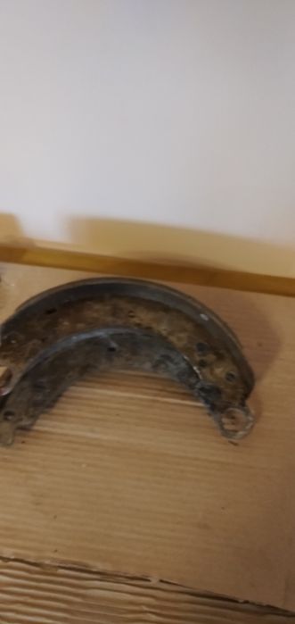 Тормозні колодки на Волгу