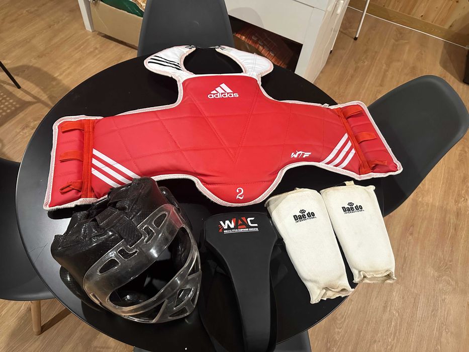 Conjunto Proteção de combate competição Feminino