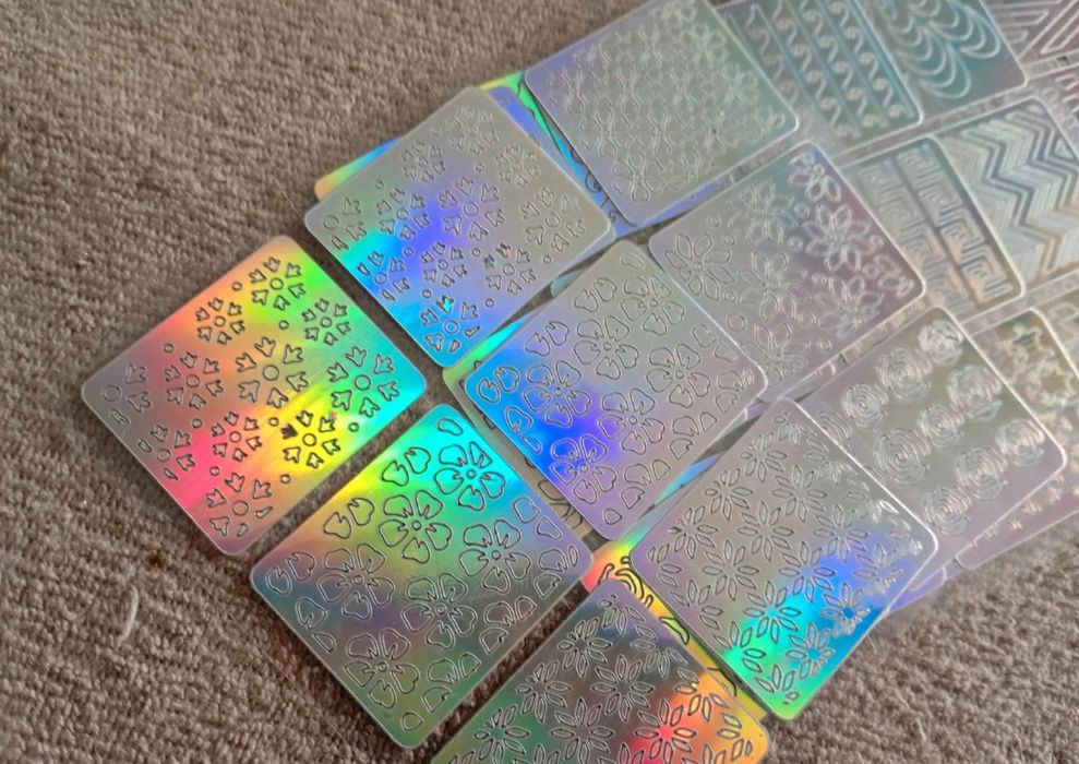 Holograficzne naklejki do paznokci