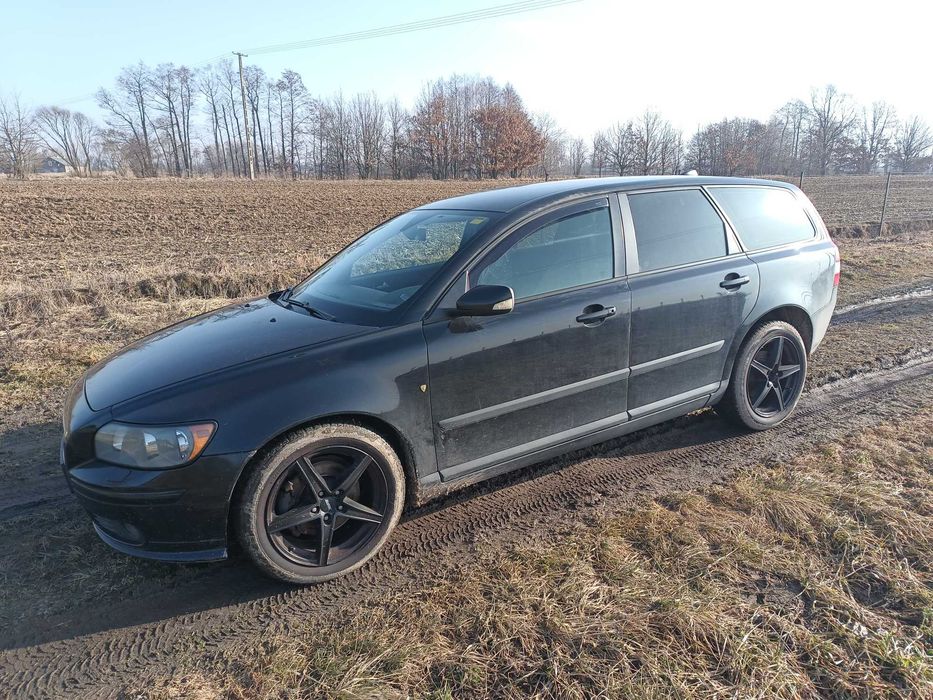 sprzedam volvo v50 2D