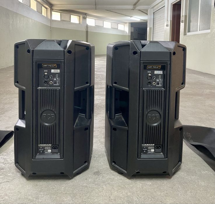 Colunas amplificadas RCF 712 - A MK IV