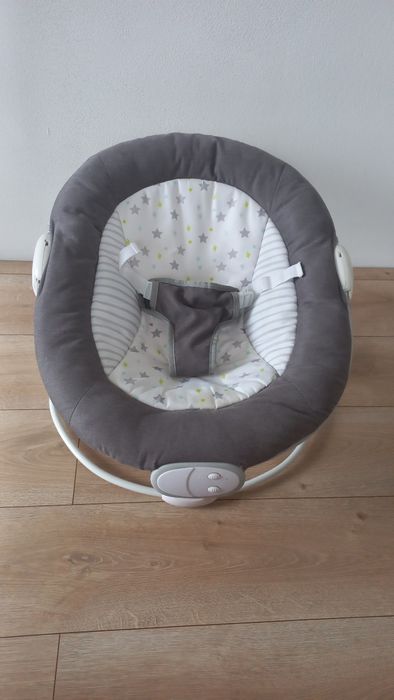 Leżaczek / bujaczek