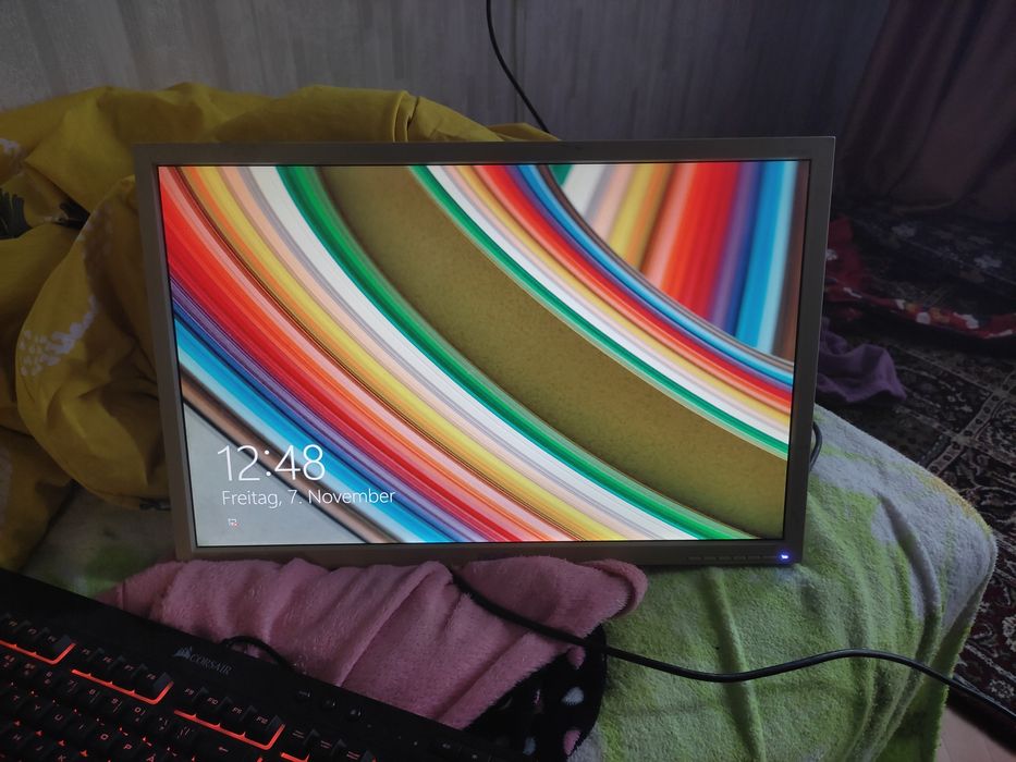 Купіть великий монітор Acer 22" екран.є динаміки