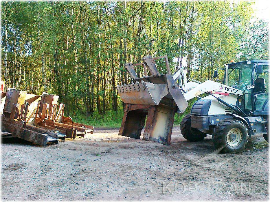 Usługi Koparko Ładowarką, Koparką Kołową OBROTÓWKA, Koparka z młotem.