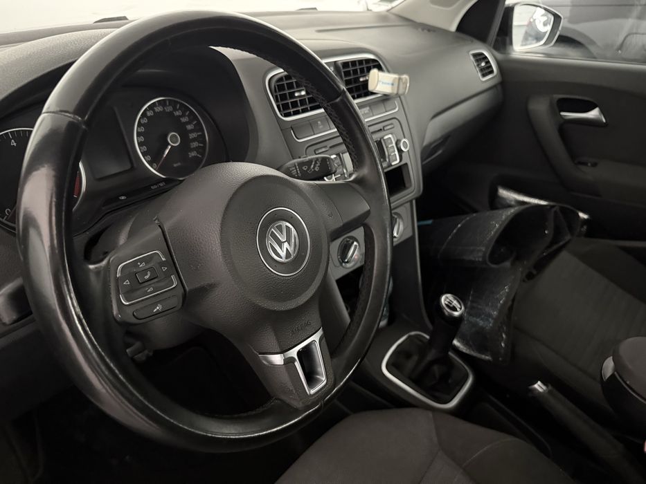 VW Polo 1.2 70cv Comfortline | 85.000 km | Nacional | Com Livro Revisões