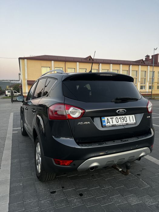 Ford Kuga 2.0 2010 рік