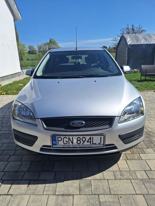 Ford Focus Ford Focus 1.6 Benzyna + LPG | Hak | Klima | PT 03.2027 | OC 04.2026