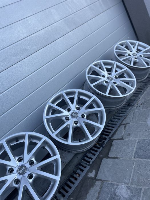 Диски титанові R16 5/120 практично нові