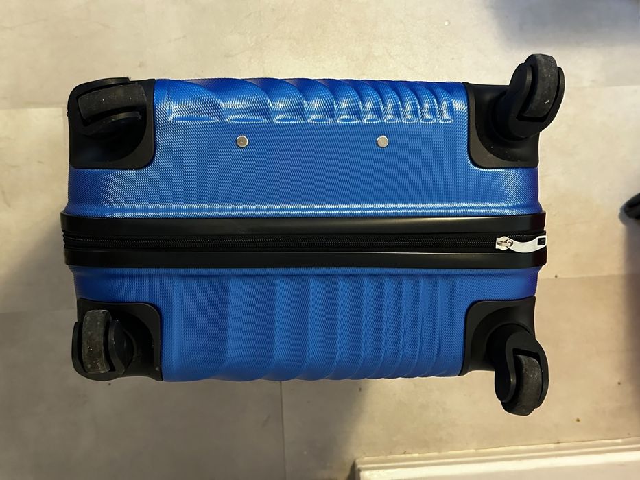 Mala de Viagem de 23 KG 50€ cada