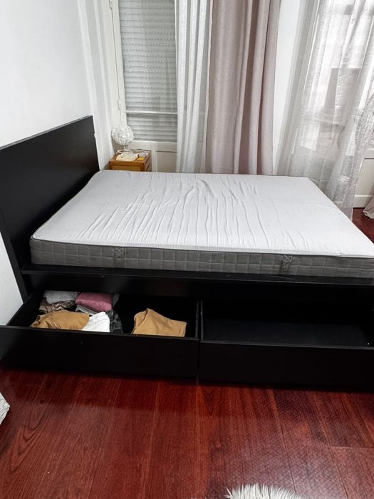 Cama de casal - 150€