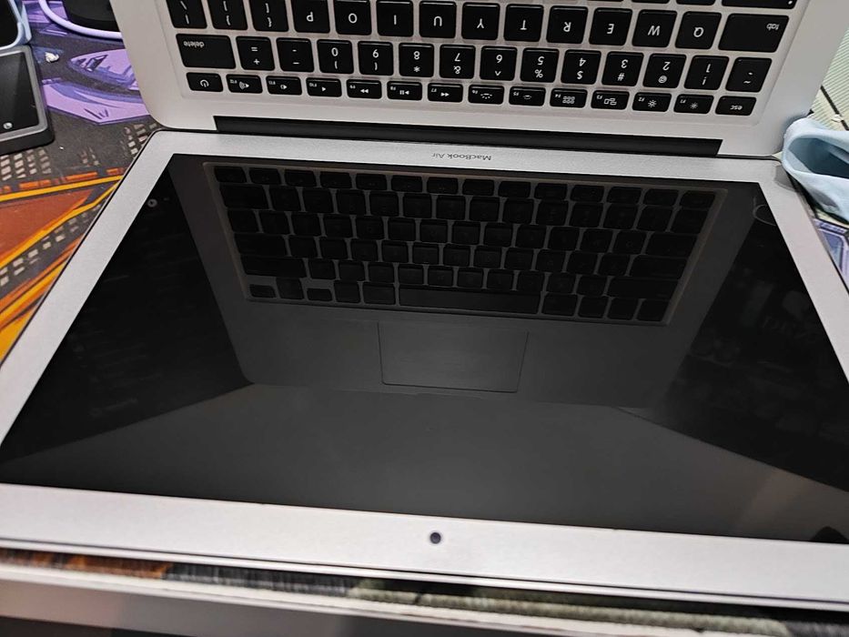 MacBook Air 2016 A1465 11.6-Polgadas Com Cabos, adaptadores e Case