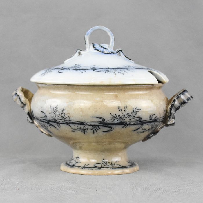 Molheira / Terrina Staffordshire, séc. XIX - 1869