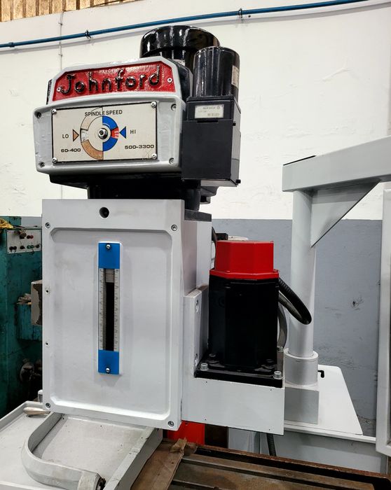 Fresadora CNC Revisionada