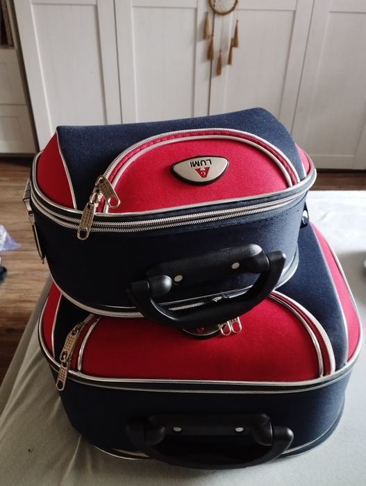 Kuferek kosmetyczka walizka ZESTAW 2 sztuki