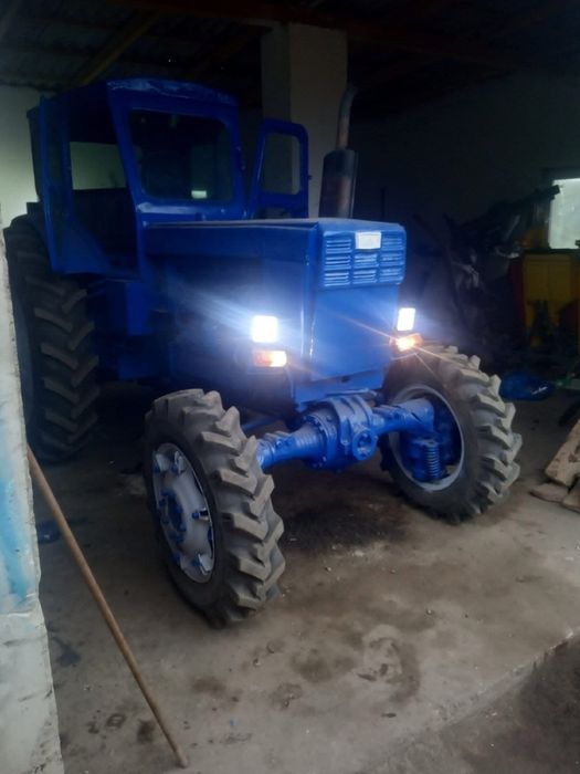Продам трактор т40