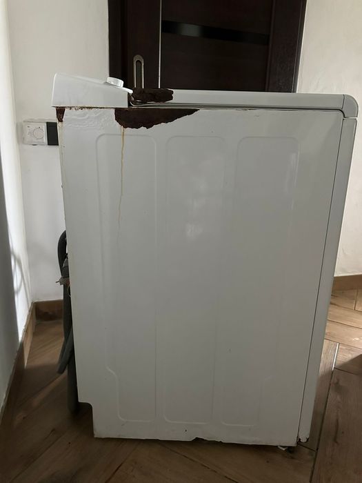 Пральна машинка whirlpool вертикальне завантаження робоча, ржавчина