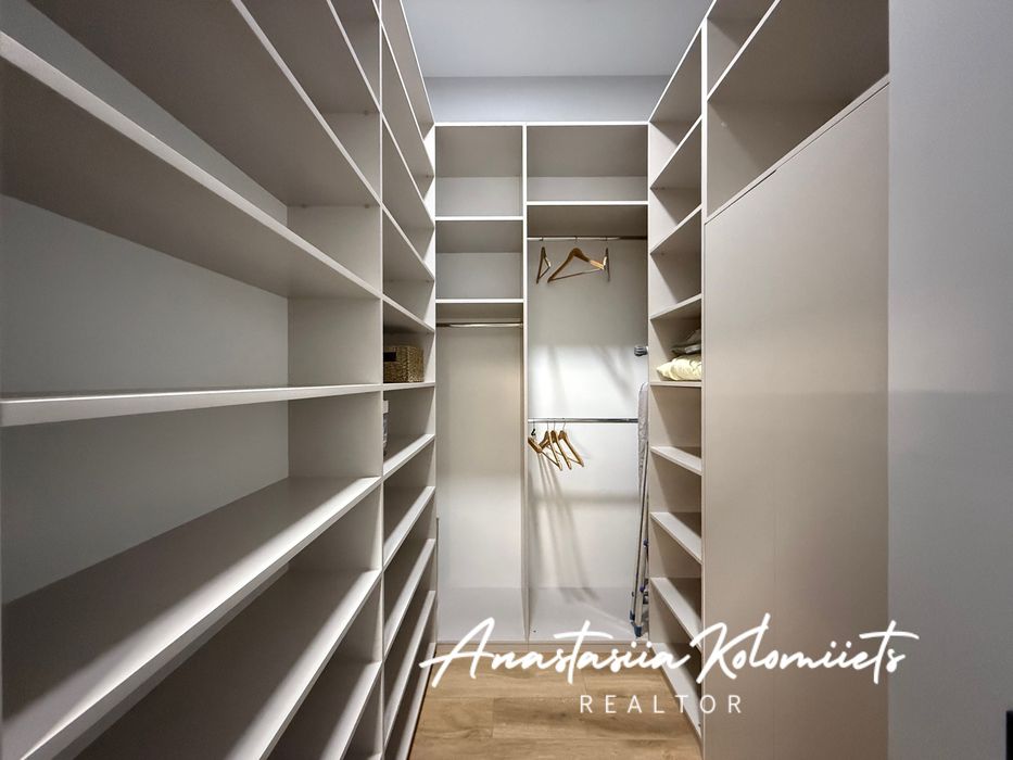 Сдам 2 к квартиру ЖК Моцарт, центр, генератор - лифт, отопление.