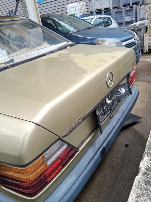 Mercedes W124 para peças