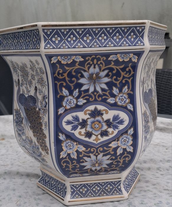 Vaso de cerâmica.