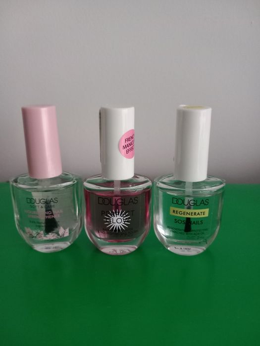 Odżywka do paznokci Douglas