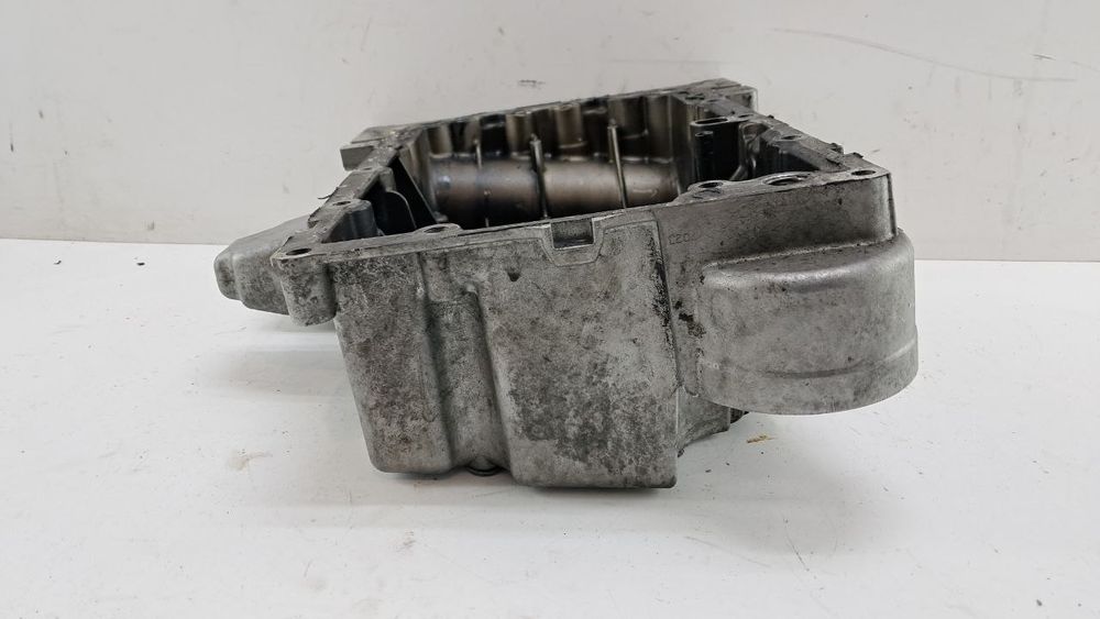 Масляный поддон Volvo XC60 V40 2.0D 2015 31401456