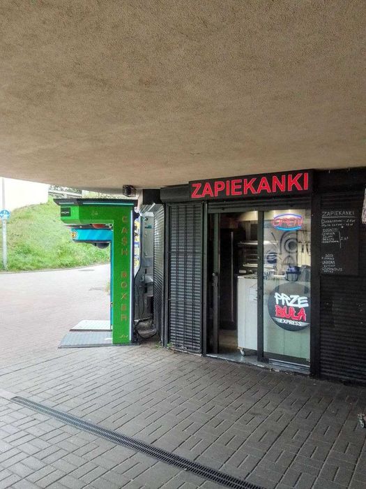 Odstąpię działający punkt gastronomiczny – GDYNIA, SKM WZGÓRZE ŚW. MAKSYMILIANA