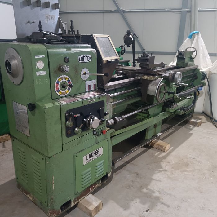 Tokarka uniwersalna Lacfer CR-1-215 - 215 x 2000 x 603