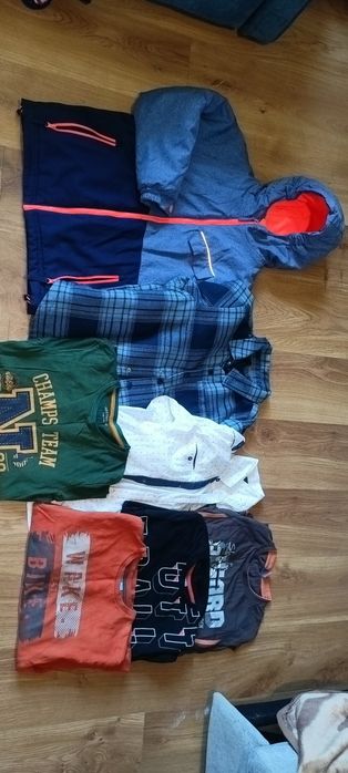 Ciuchy chłopięce 146/152 łącznie 150 sztuk