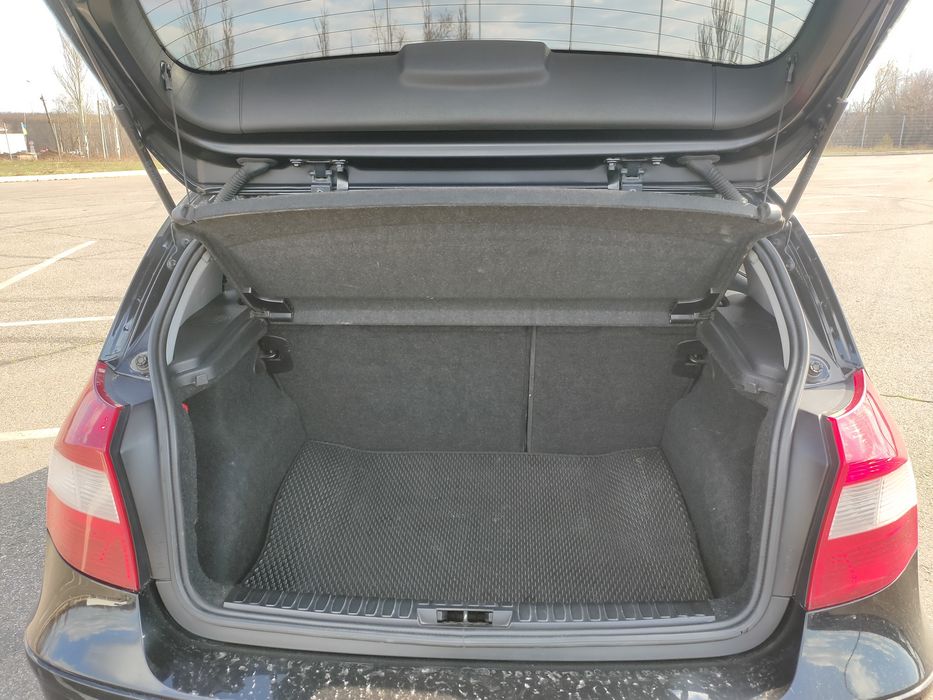 BMW 1 серии,2005г.1.6 бенз