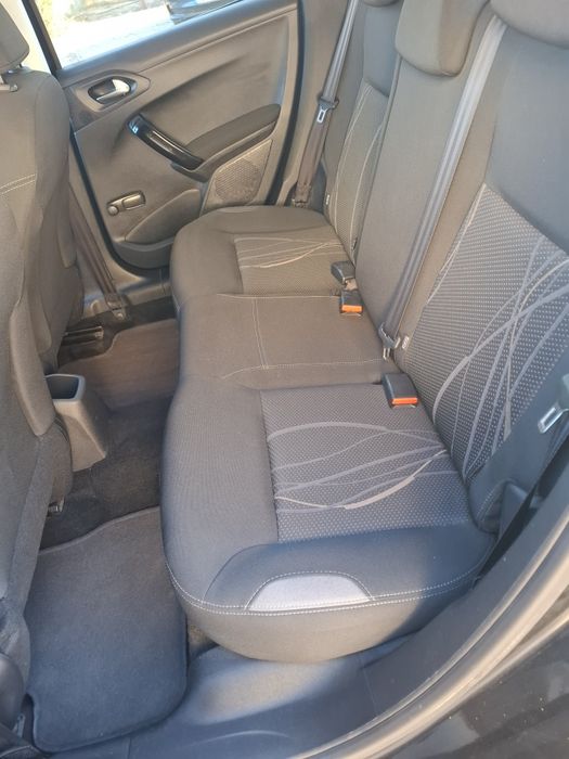 Peugeot 208 1.4 hdi