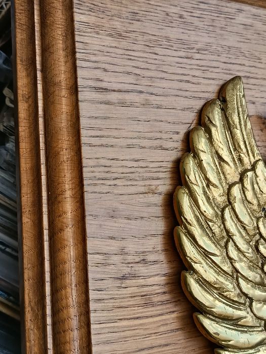 Bardzo duża plakieta ścienna z orłem z mosiądzu