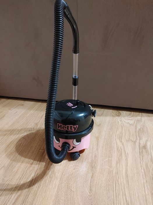 Odkurzacz zabawkowy Hetty