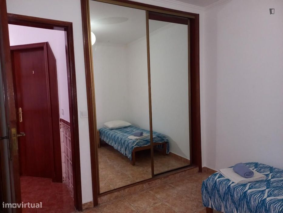 Quarto - localizado em Ajuda Lisbon