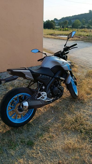 YAMAHA MT-125 (como nova/poucos km)