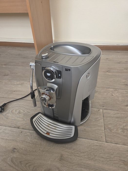 Кофемашина Saeco Talea Giro автоматична б/у