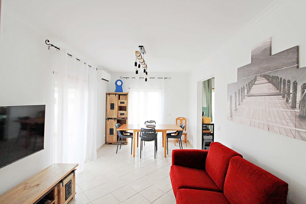 Excelente Apartamento T2 para férias a 150m da praia