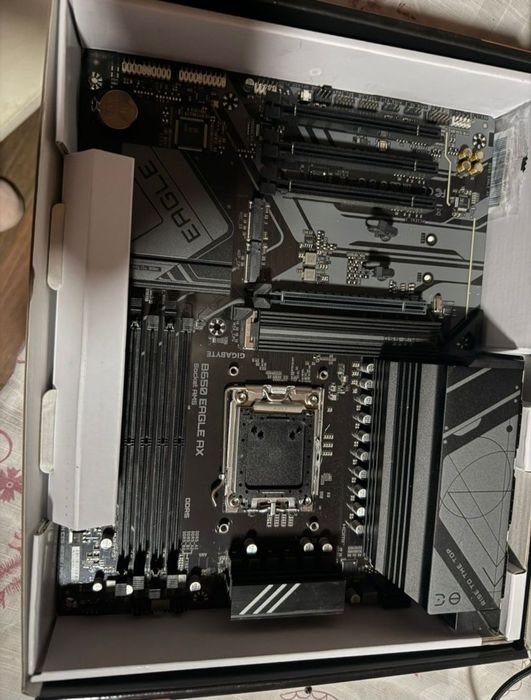 Motherboard Gigabyte B650 Eagle AX AMD AM5