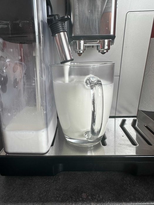 Ekspres Delonghi Primadonna