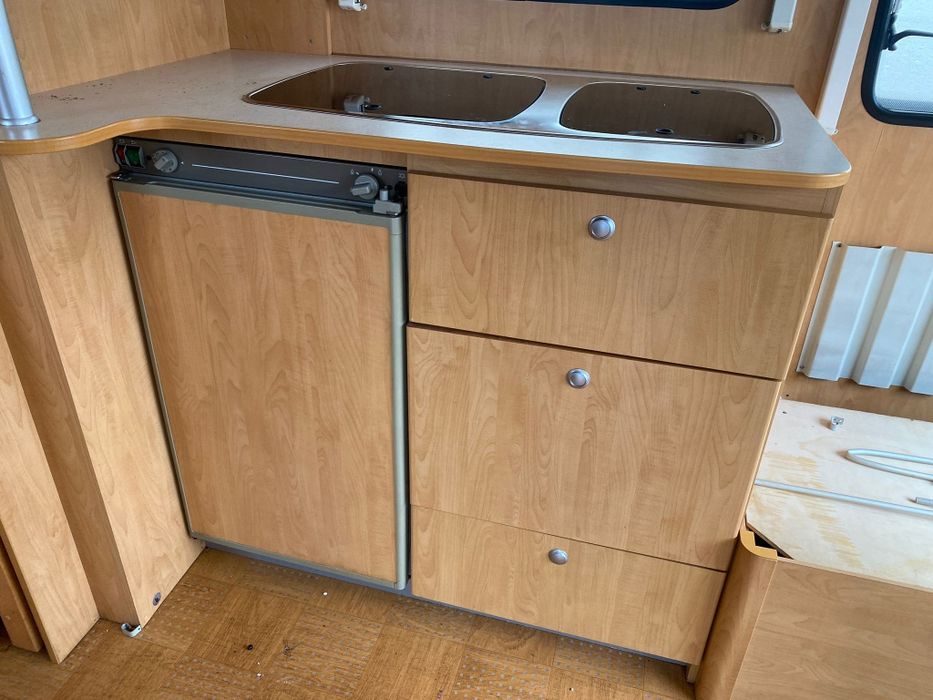 Przyczepa kempingowa 4osoby CARAVELAIR 2009 rok