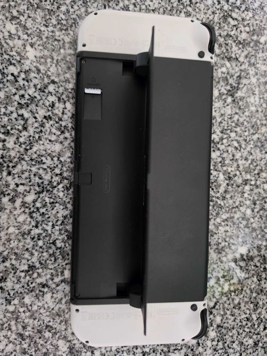 Nintendo Switch OLED + Cartão SD 256GB
