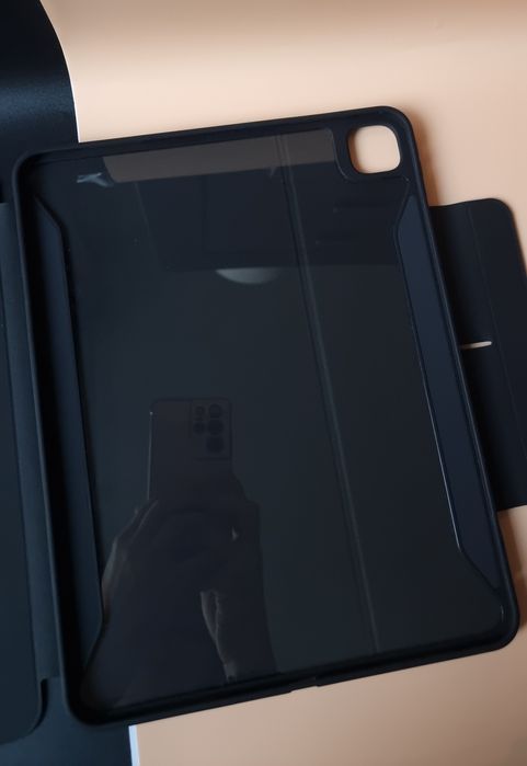 Etui ESR do iPad Pro 13" (7. generacji, 2024)